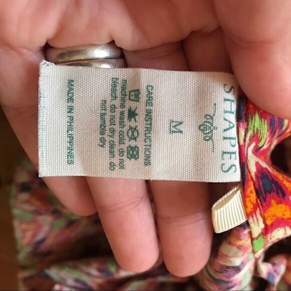 Fall print pleated knee length skirt. - Picture 2 of 5